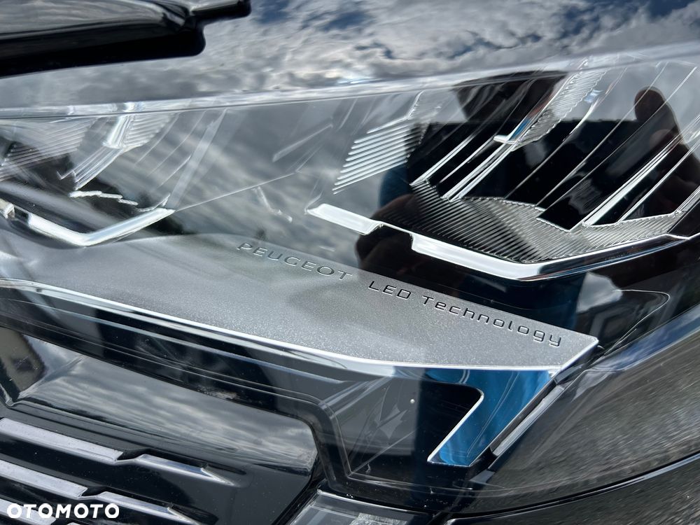 Peugeot 3008 1.2 PureTech Allure Pack S&S EAT8 - 34