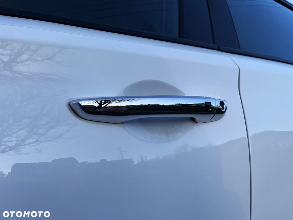 Hyundai i30 blue Kombi 1.6 CRDi Passion - 39