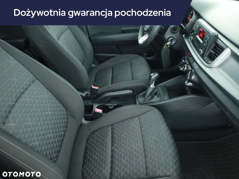 Kia Rio - 9
