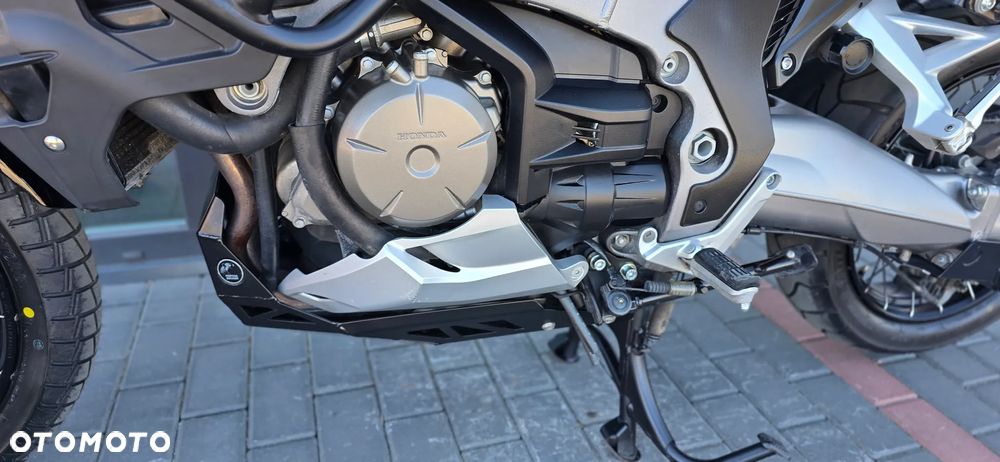 Honda VFR - 32