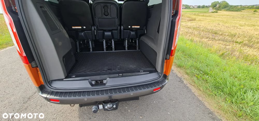 Ford Tourneo Custom 320 L2H1 VA Autm Active - 10