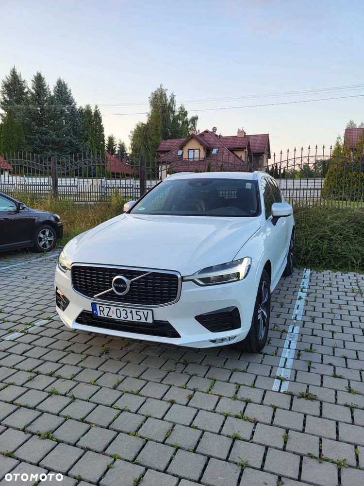 Volvo XC 60 T5 R-Design - 3