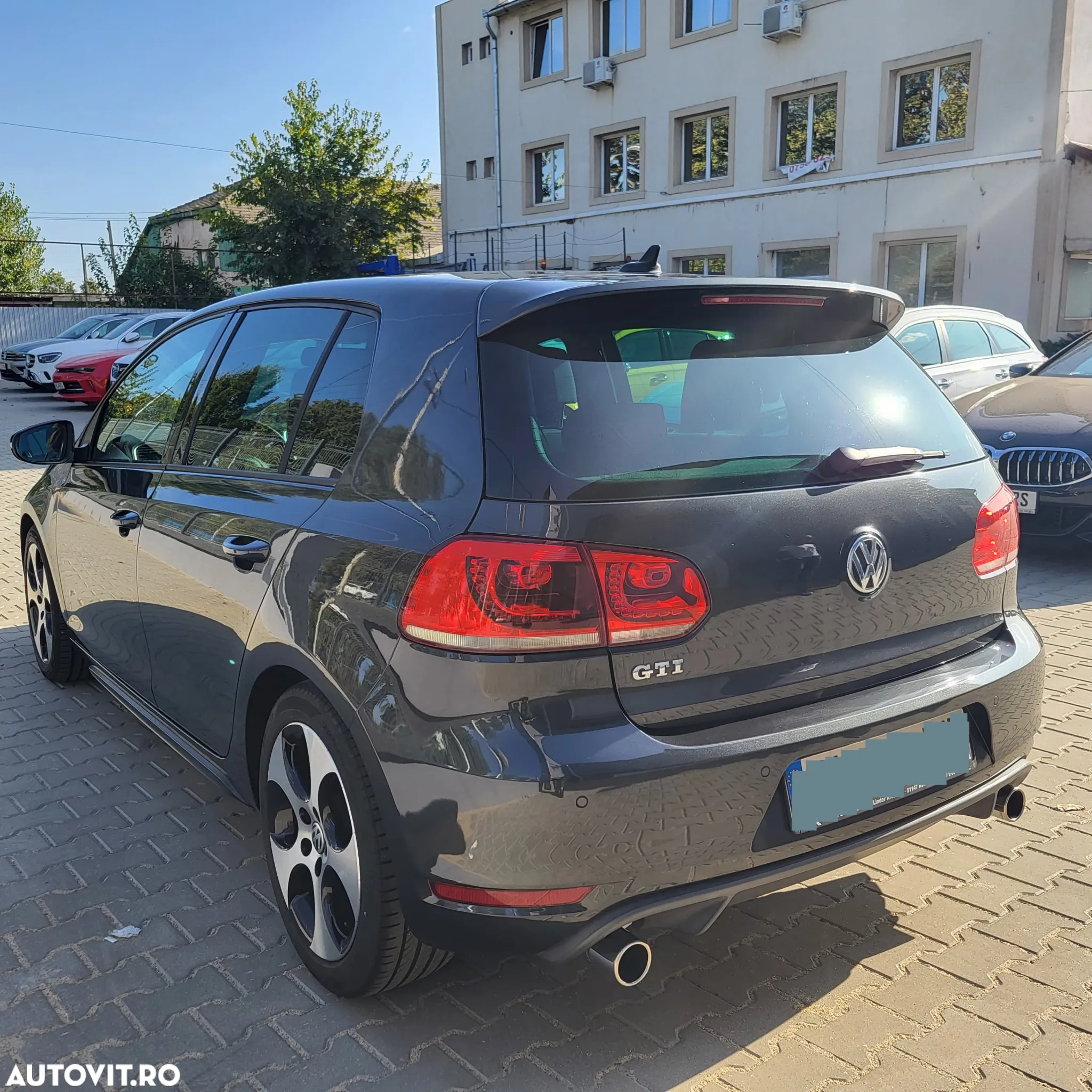Volkswagen Golf 2.0 TSI GTI - 8