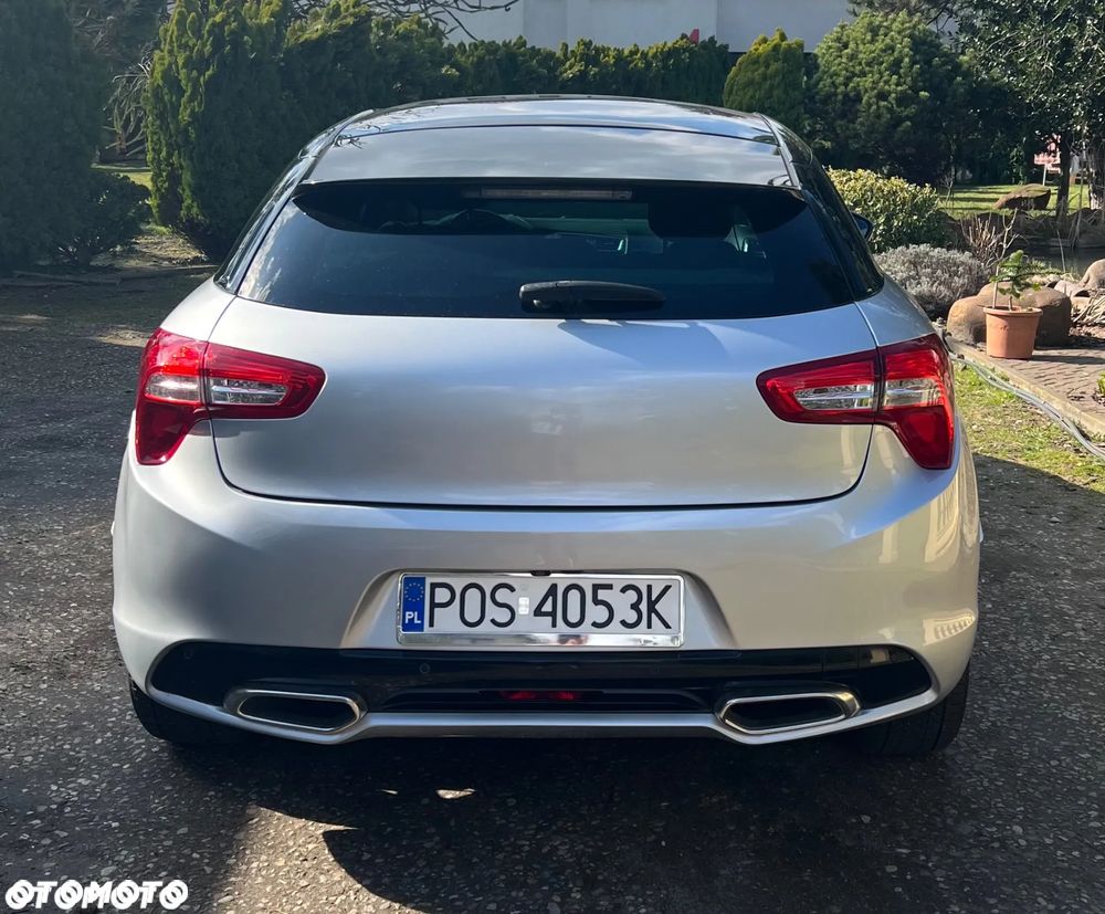 Citroën DS5 Hybrid4 Business Class - 8