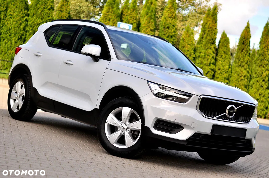 Volvo XC 40 T2 Momentum Pro - 9