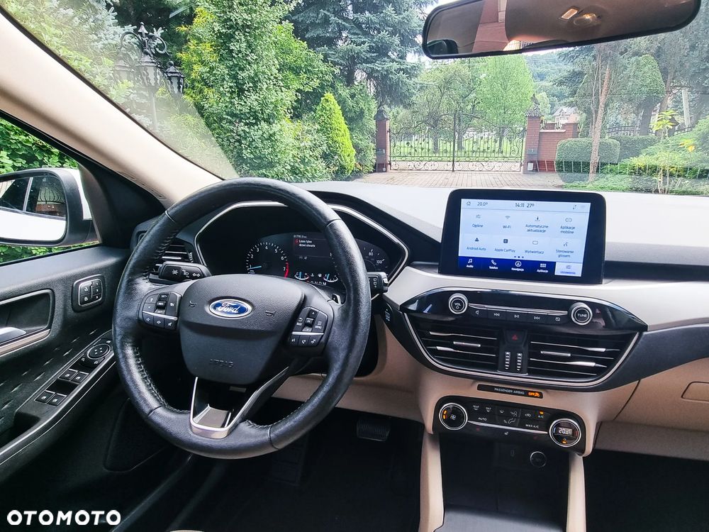 Ford Escape 2.0 EcoBoost AWD Titanium - 19