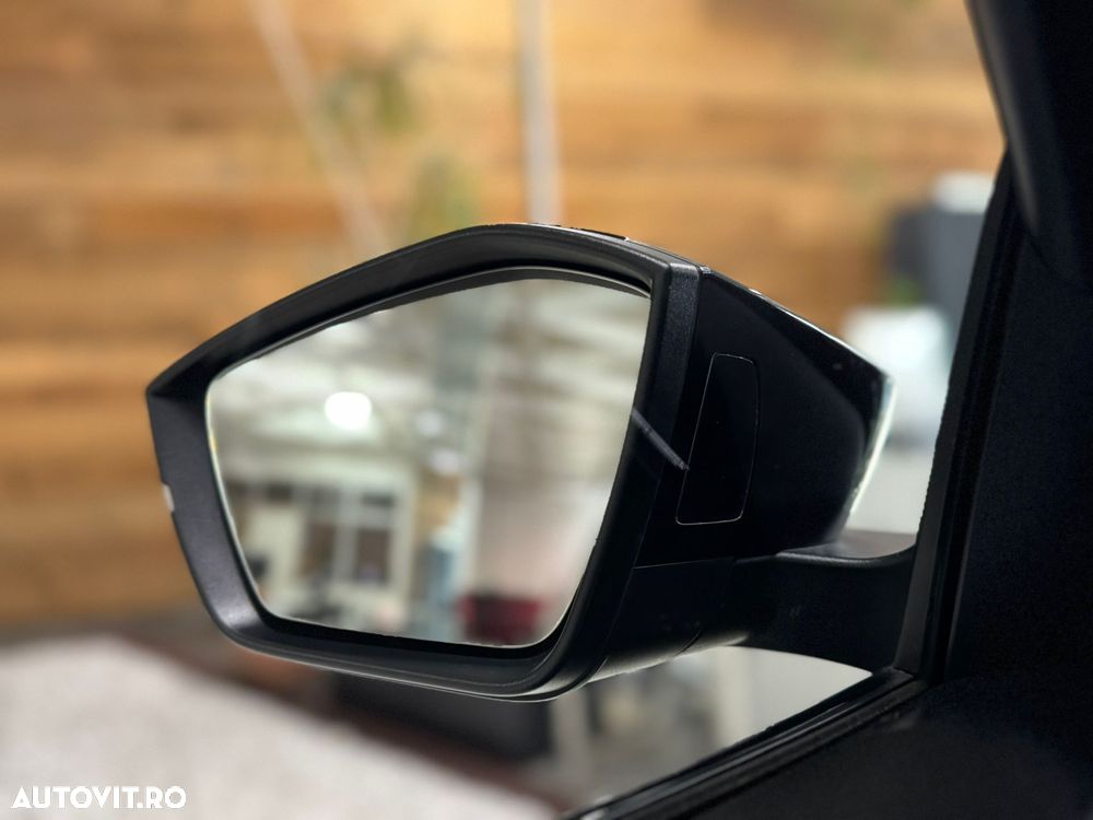 Skoda Octavia 2.0 TDI DSG RS - 20