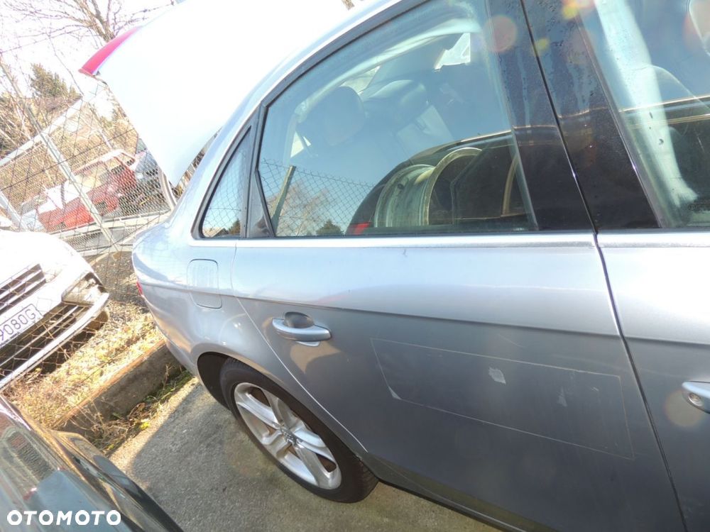 Drzwi prawy tył AUDI A4B8 '14 lift - 1