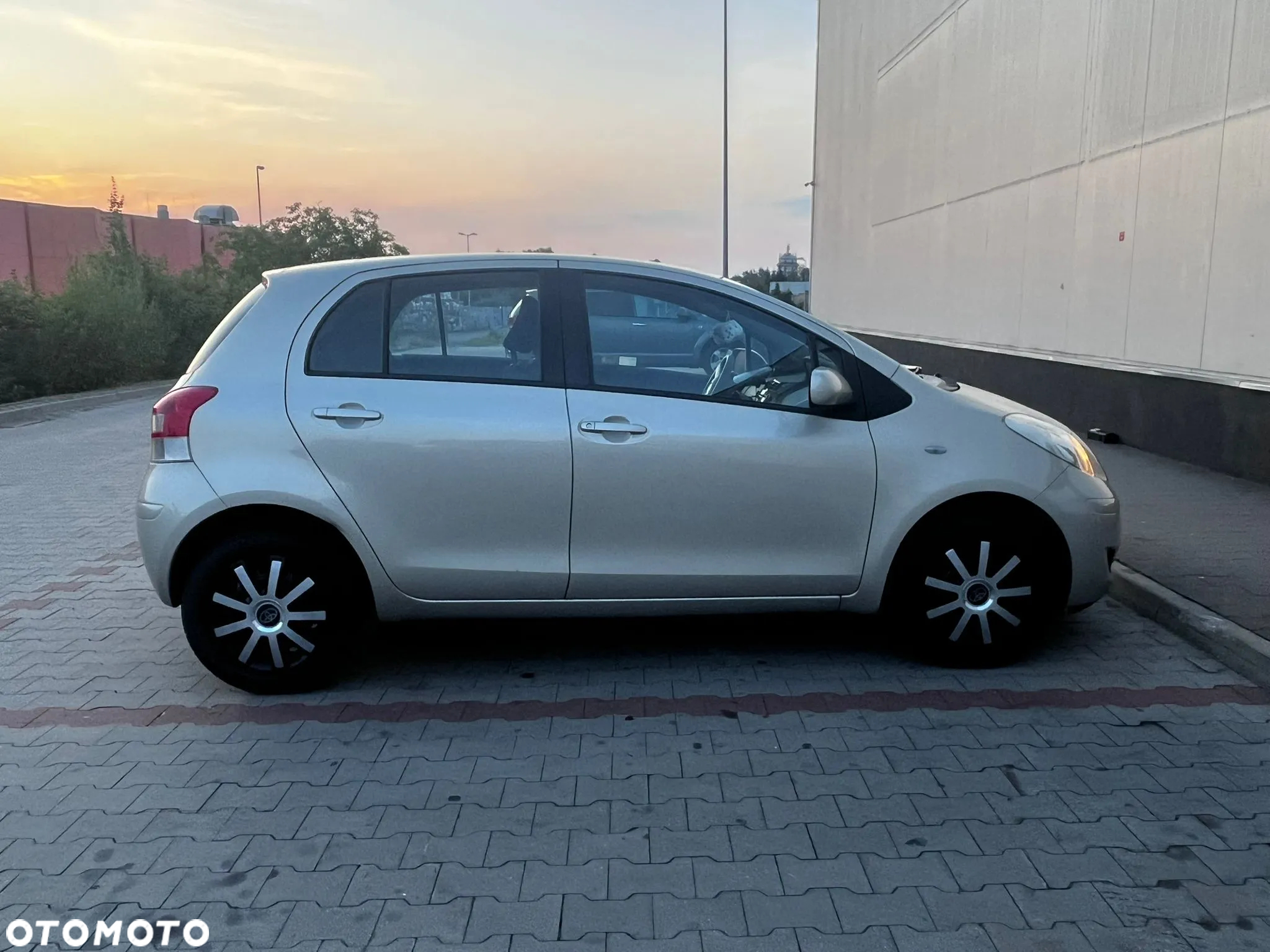 Toyota Yaris 1.33 Sol MM - 9
