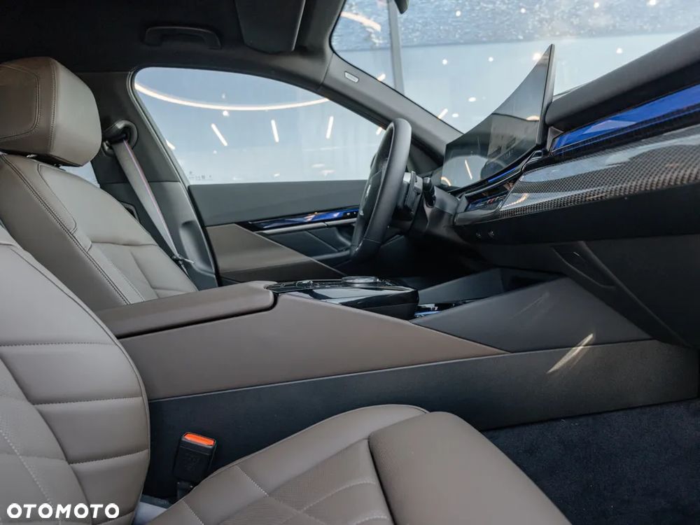 BMW Seria 5 - 9