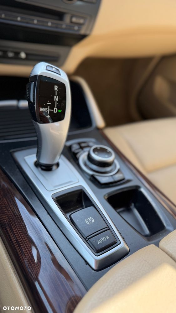 BMW X6 - 33