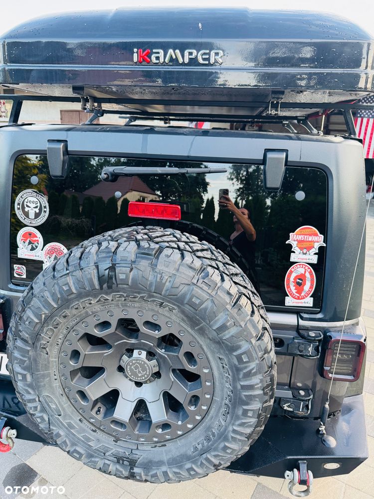 Jeep Wrangler - 12
