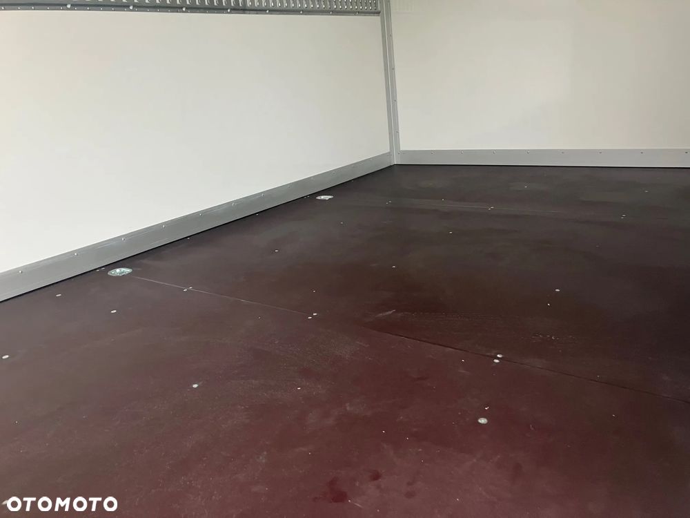 Iveco 3.0 Daily 35C18 kontener winda 750kg - 23