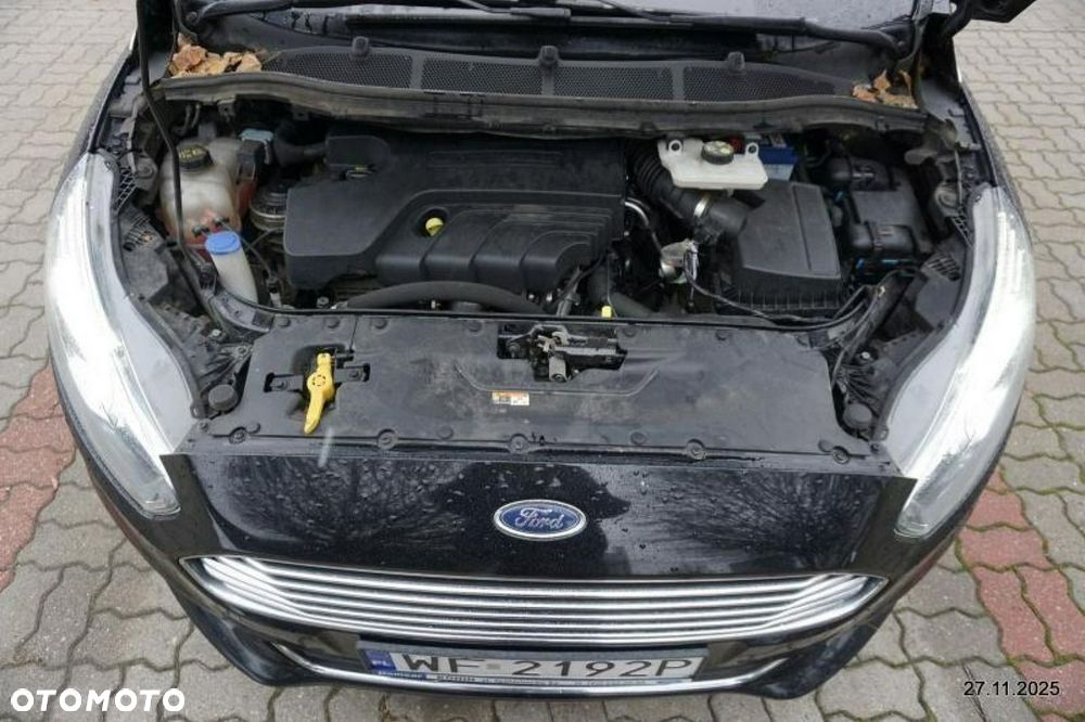 Ford S-Max - 10