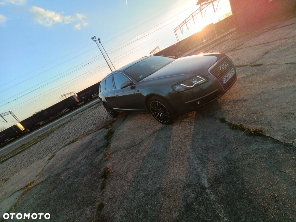 Audi A6 Avant 3.2 FSI Quattro Tiptronic - 24