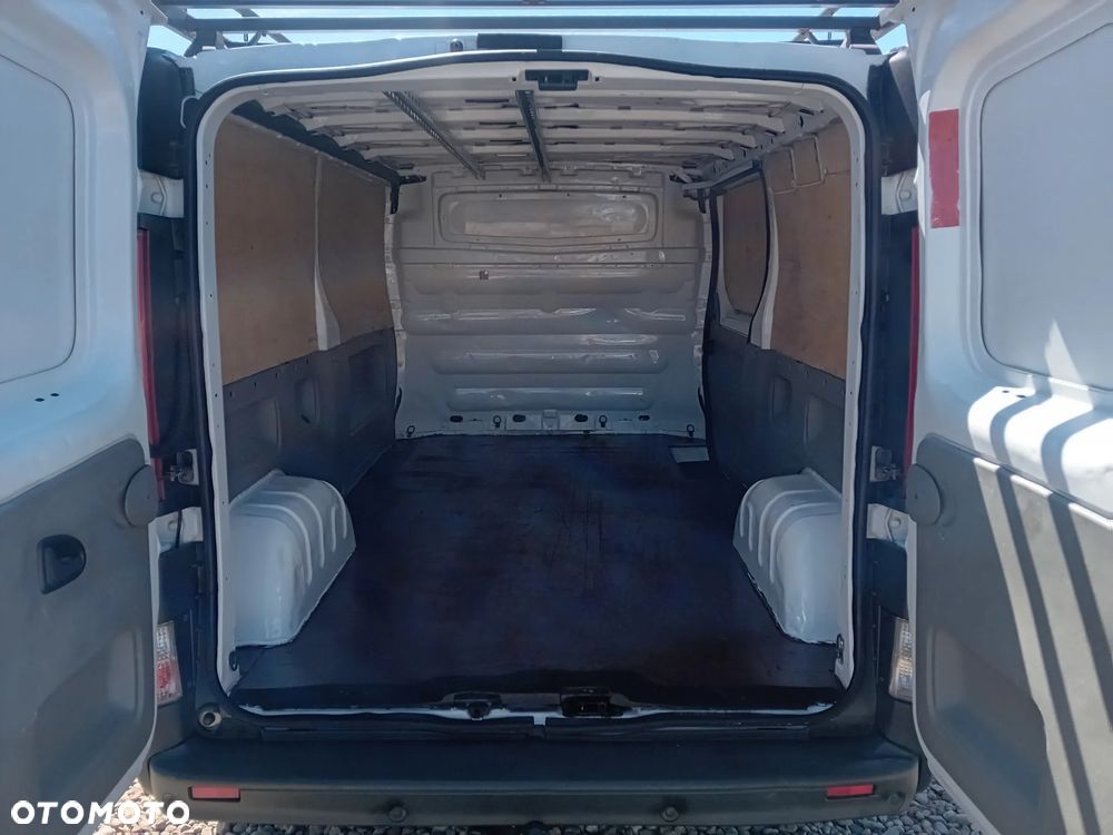 Renault Trafic - 10