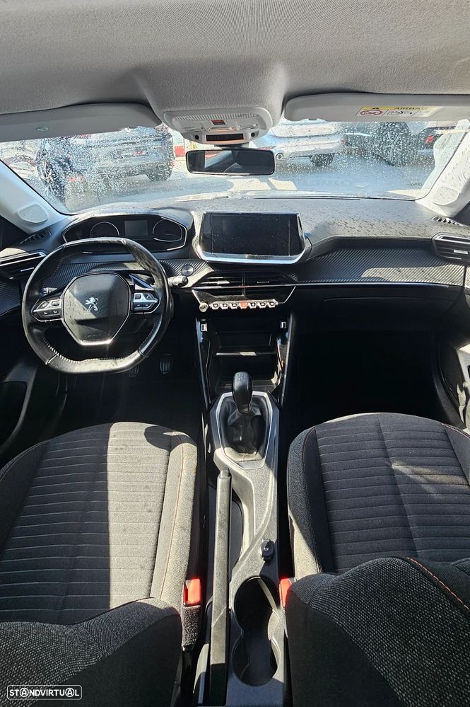 Peugeot 208 PureTech 82 Active - 11