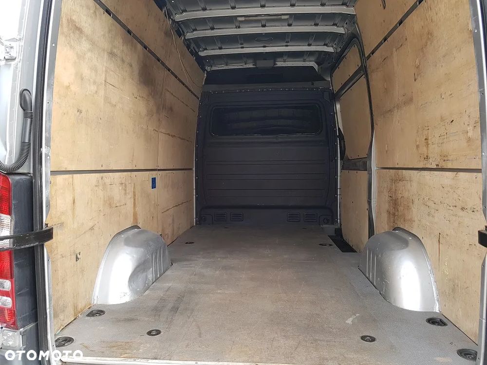 Mercedes-Benz Sprinter - 22