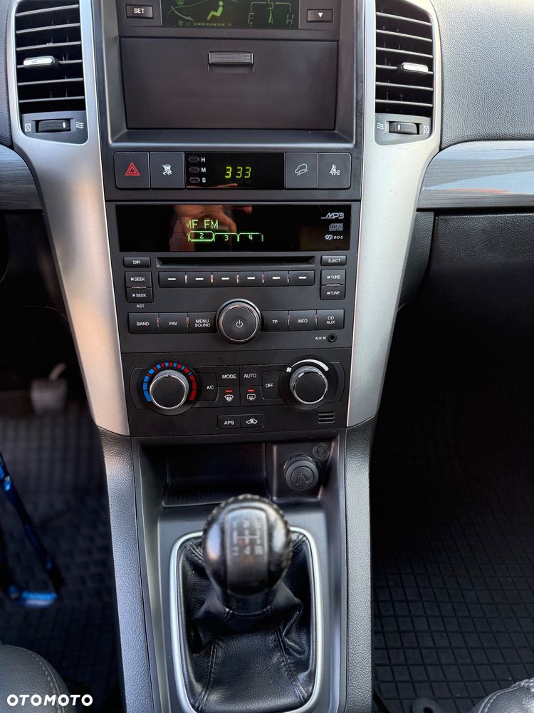 Chevrolet Captiva 2.0 2WD 7 Sitzer LS - 26