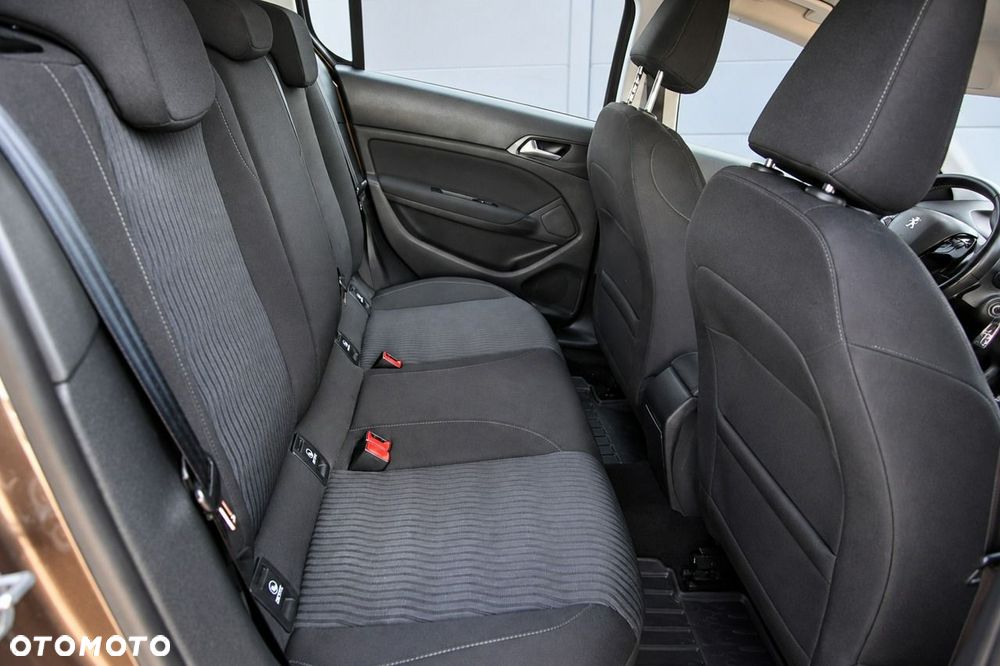 Peugeot 308 - 19