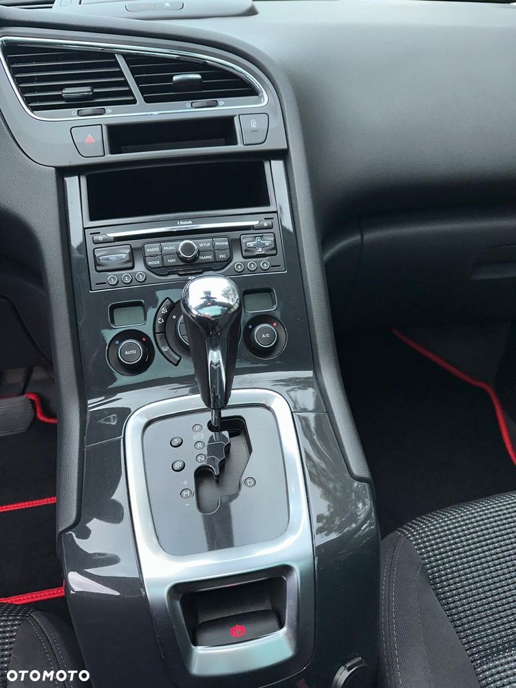 Peugeot 5008 1.6 THP Business Line 7os - 8