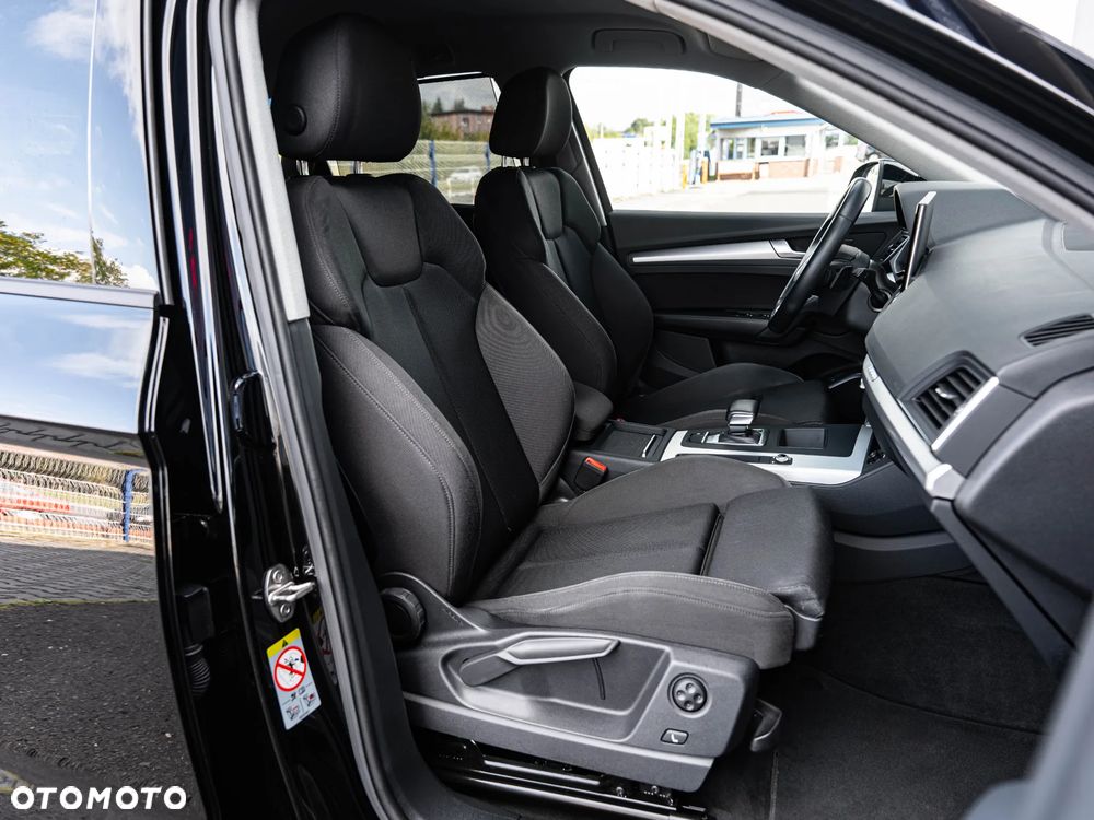 Audi Q5 45 TFSI quattro S tronic S line business - 26