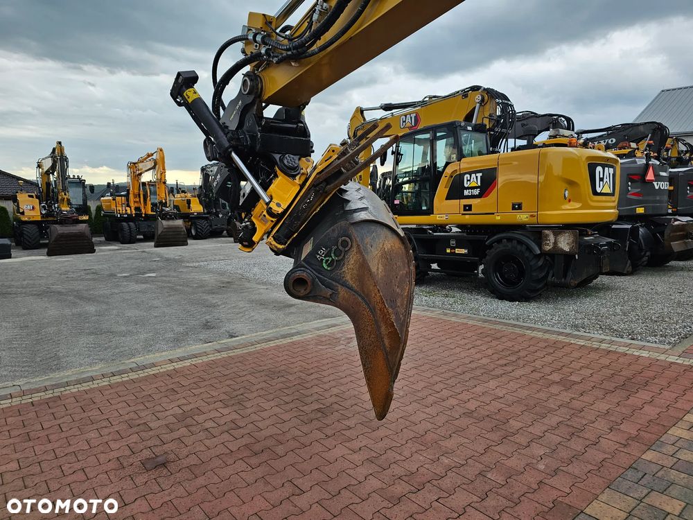 Caterpillar M 318 F - 38
