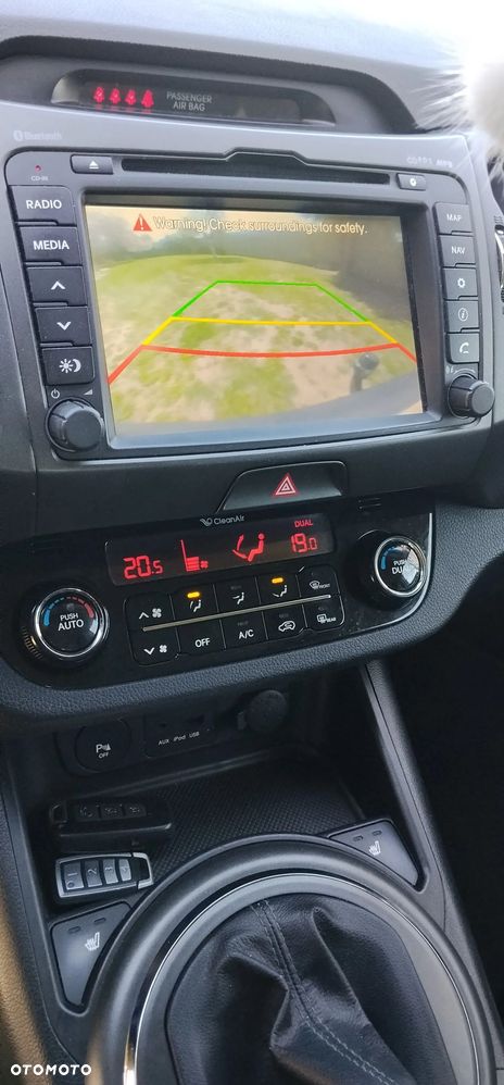 Kia Sportage 2.0 CVVT 4WD Spirit - 11