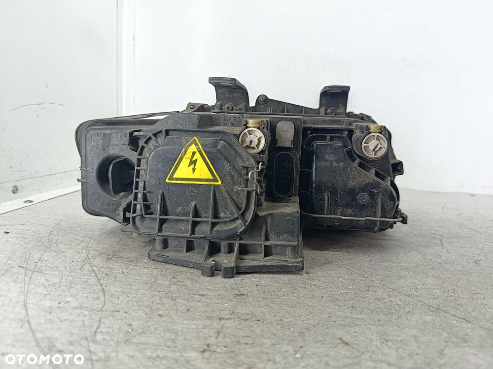 LAMPA PRZÓD LEWA XENON AUDI A4 B6 8E0941003S  8E0990007S - 4