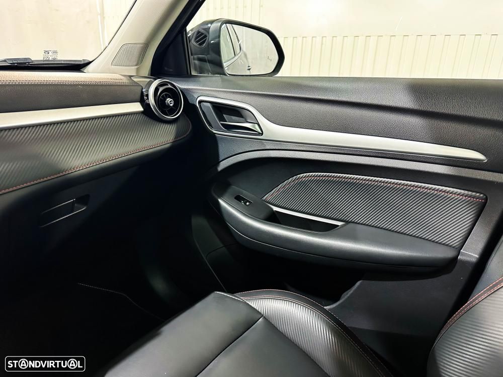 MG ZS EV 50.3 kWh Luxury - 23
