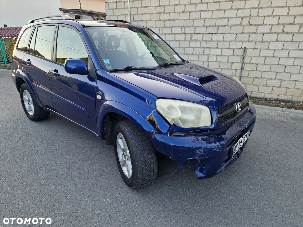 Toyota RAV4 D-4D 4x4 - 8