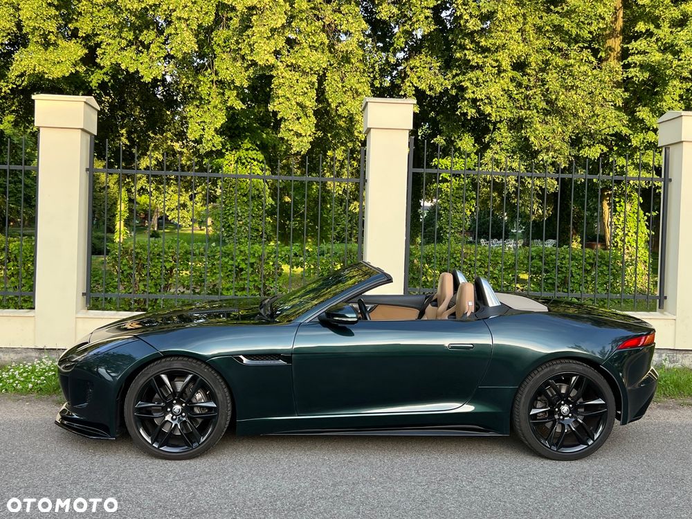 Jaguar F-Type - 12