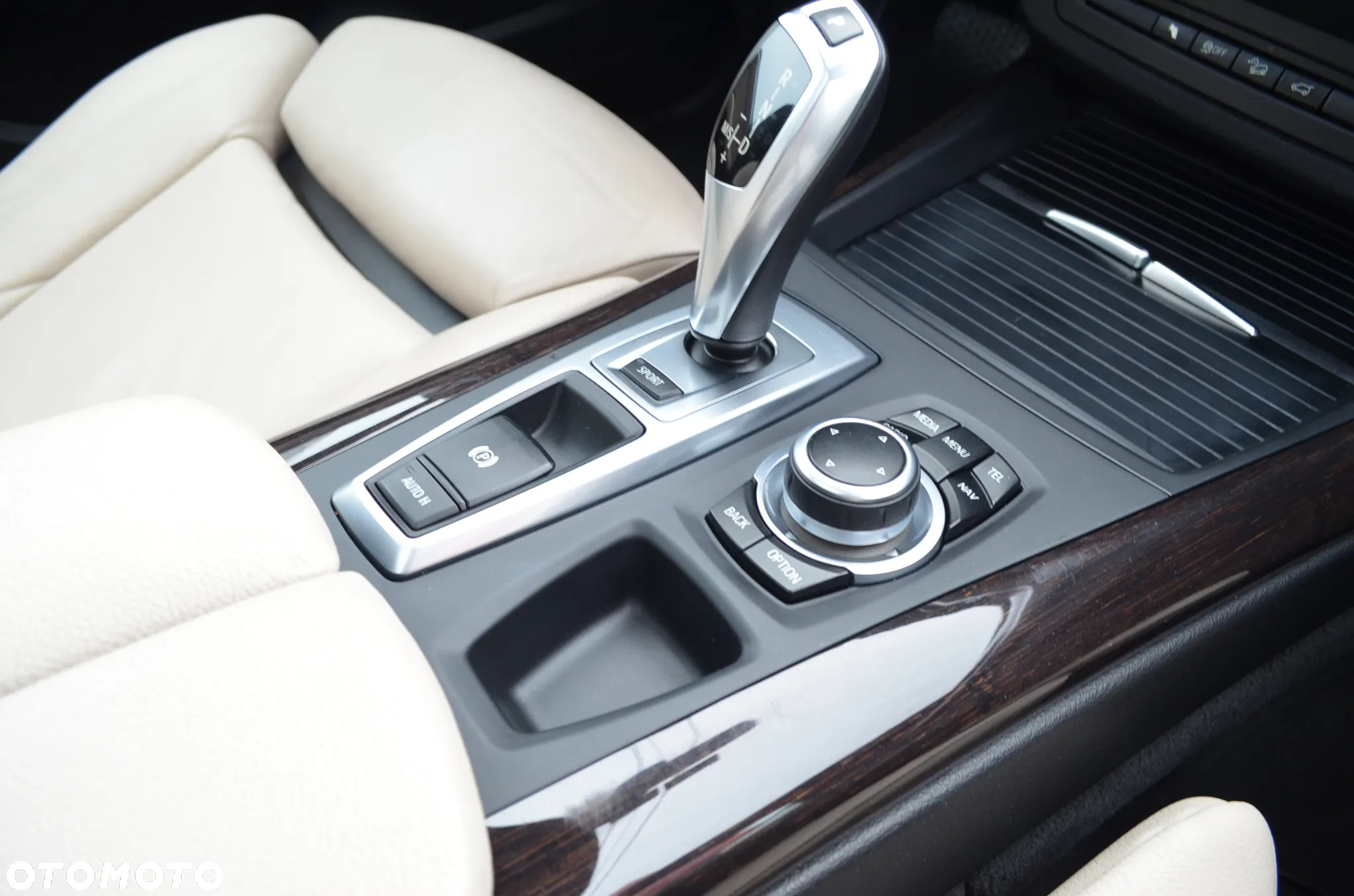 BMW X5 xDrive30d - 27