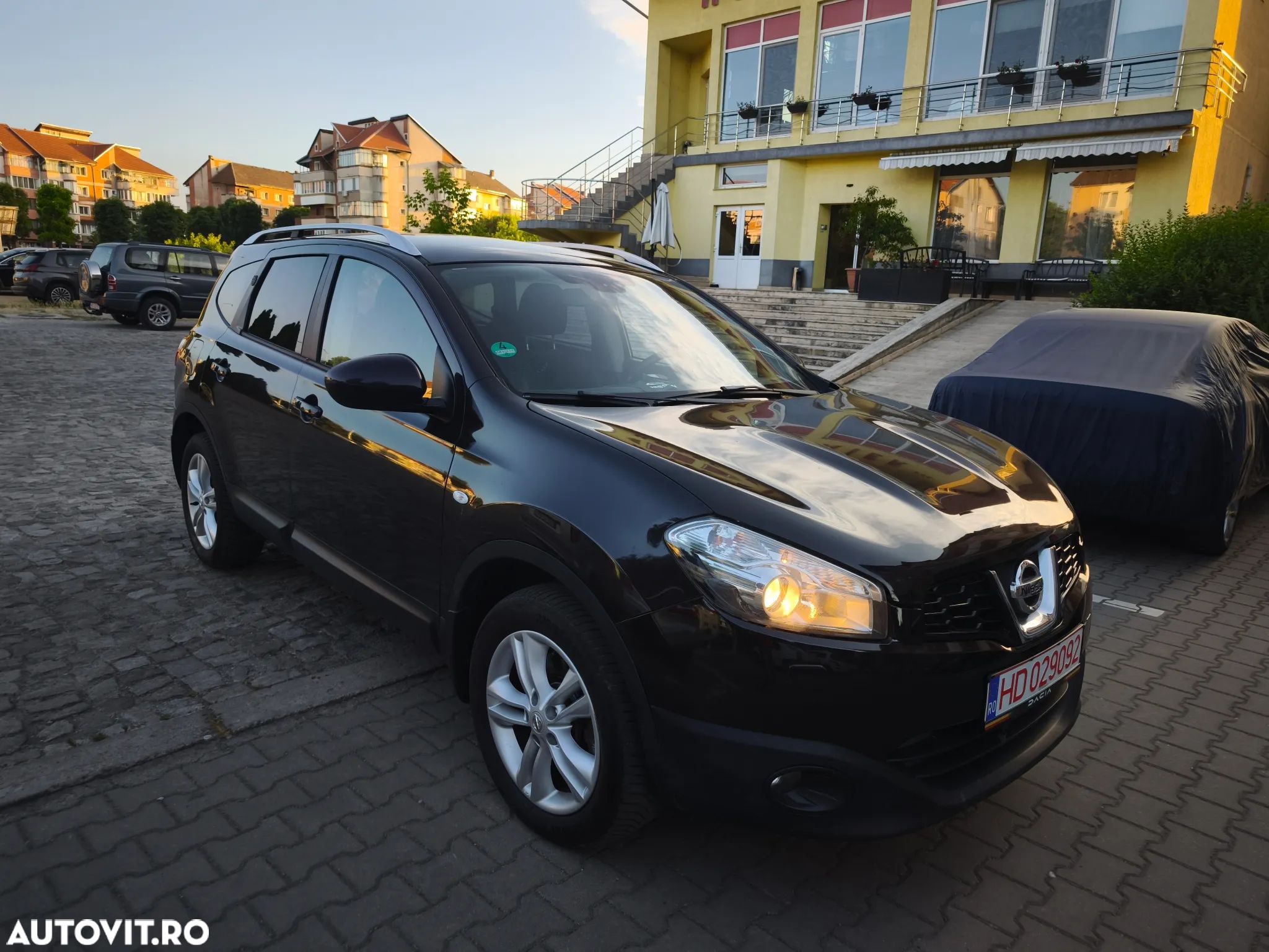 Nissan Qashqai+2 2.0 All Mode 4x4 M-CVT Tekna - 1
