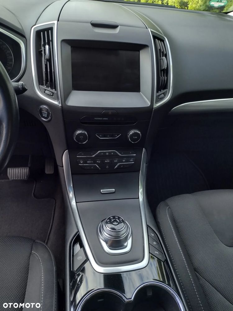 Ford S-Max 2.0 EcoBlue Titanium - 21