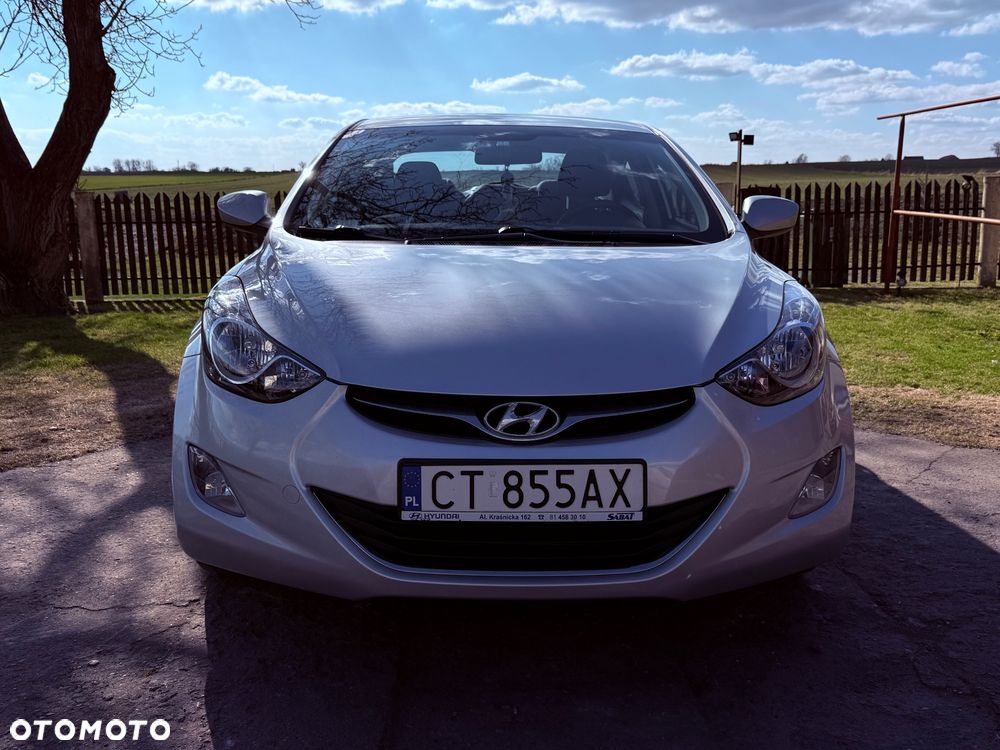 Hyundai Elantra 1.6 Comfort - 2