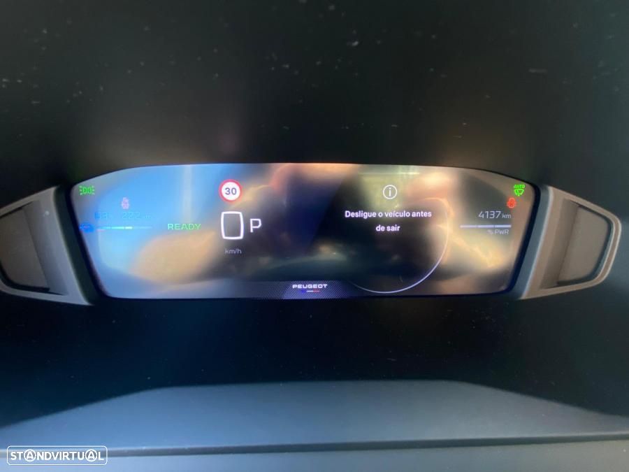 Peugeot e-2008 54 kWh SE Style - 11