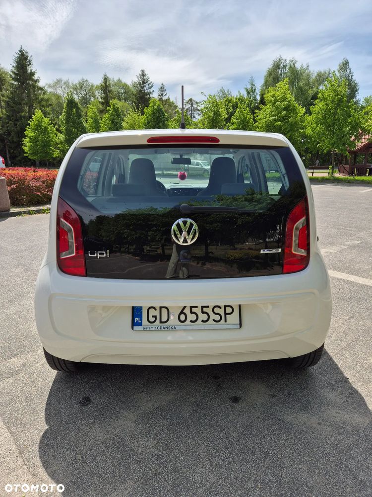 Volkswagen up! BlueMotion Technology move - 8