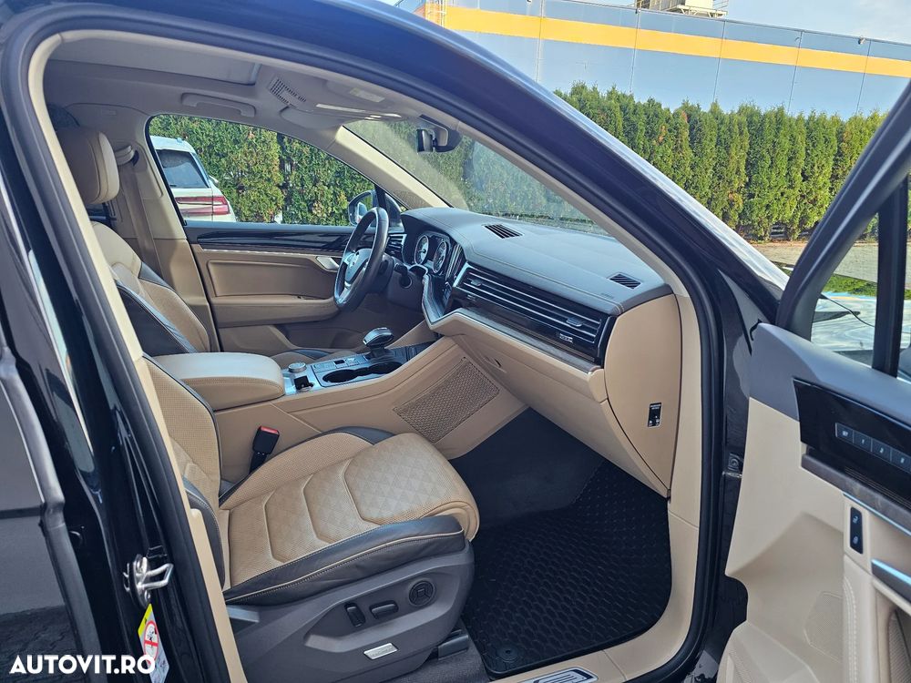 Volkswagen Touareg - 9