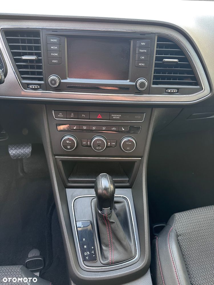 Seat Leon 1.4 TSI FR S&S DSG - 28