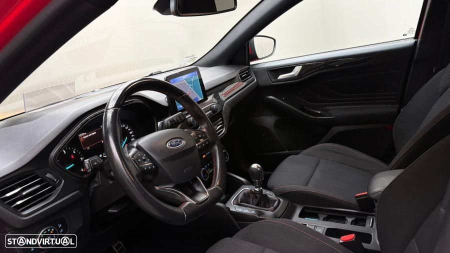 Ford Focus 1.5 TDCi ECOBlue ST-Line - 9