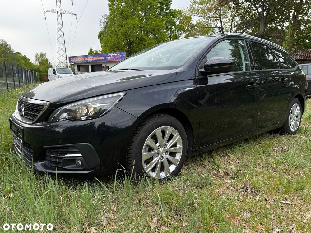 Peugeot 308 PureTech 130 GPF Stop & Start Allure Pack - 8