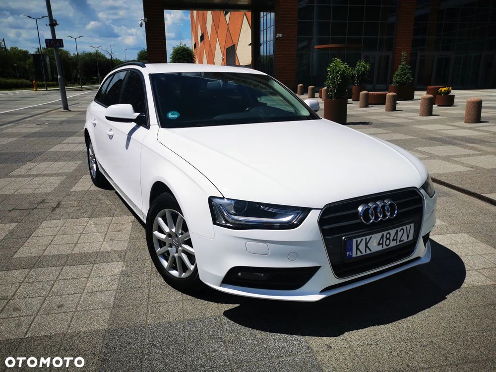 Audi A4 Avant 2.0 TDI DPF clean diesel Attraction - 8