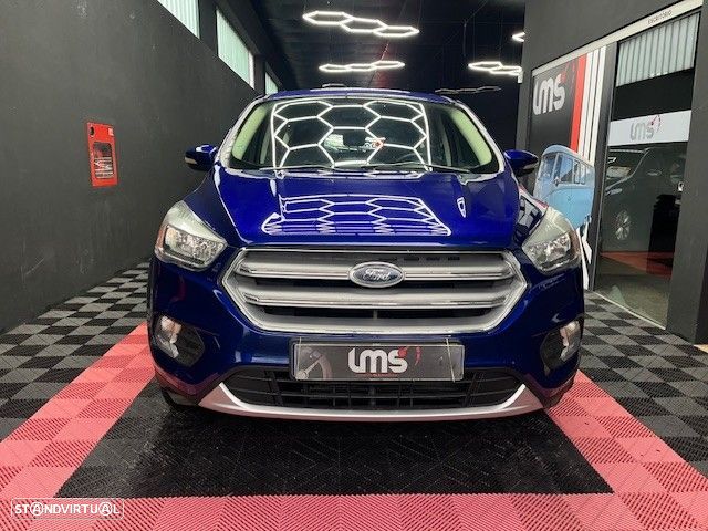 Ford Kuga 1.5 TDCi Titanium - 2