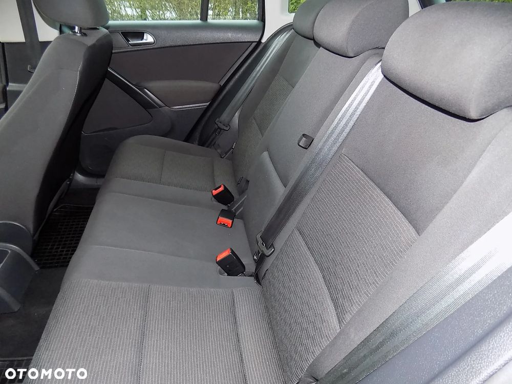 Volkswagen Tiguan - 15