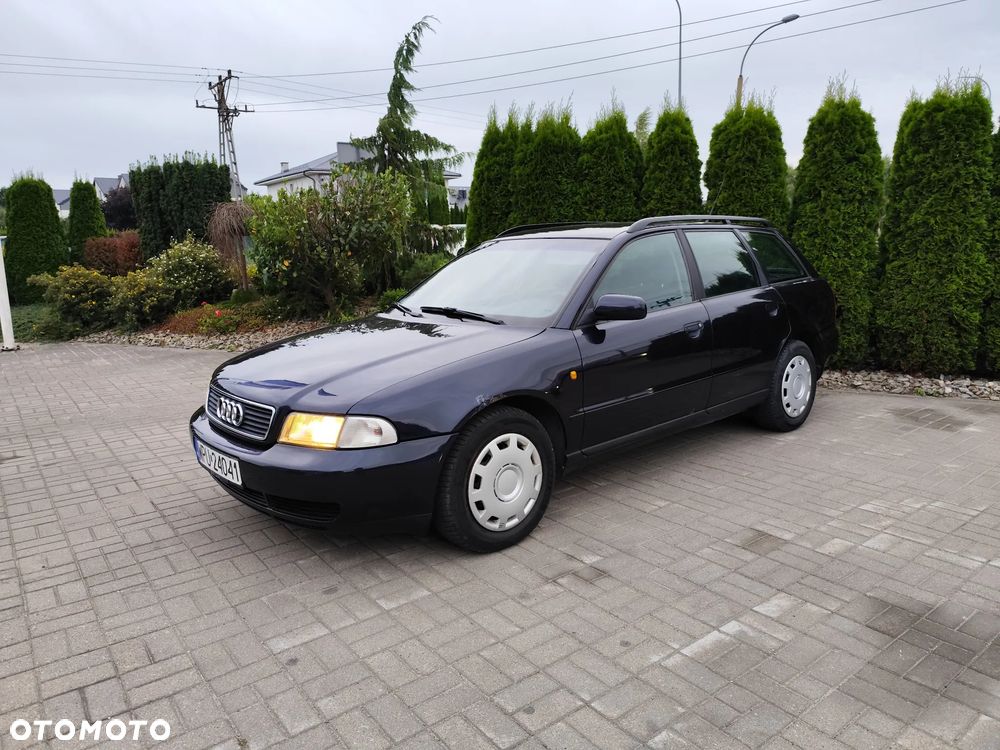 Audi A4 Avant 1.6 - 9