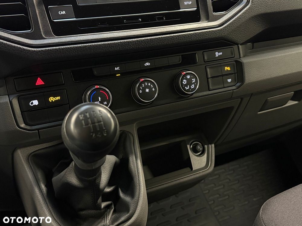Volkswagen Crafter - 24