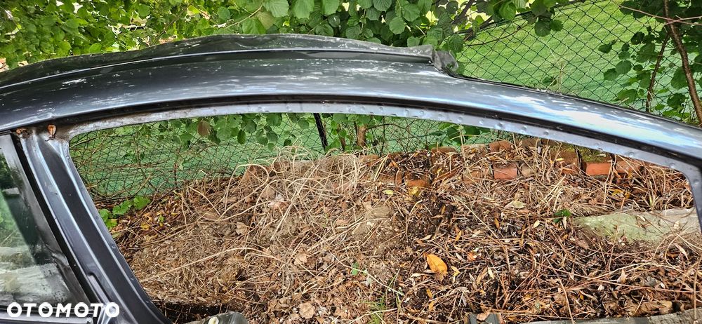 FORD FIESTA MK7 HB 3D 3 DRZWI Bok prawy Ćwiartka prawa Błotnik tył prawy Błotnik tylny prawy Próg Słupek szyby czołowej KOLOR S9 - 6