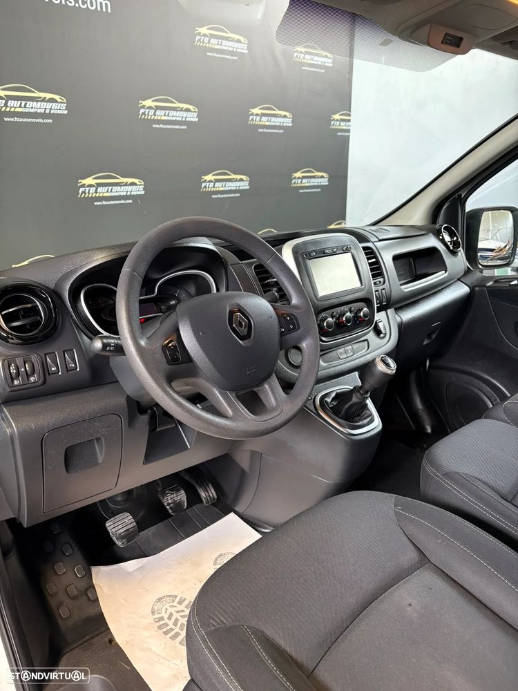 Renault Trafic 2.0 L2H12 - 12