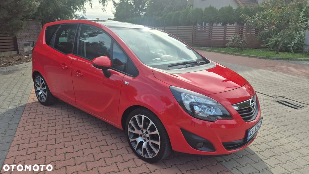 Opel Meriva ver-1-4-t-design-edition - 8